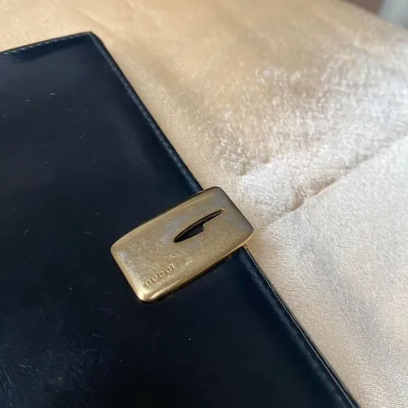 Authentic Vintage Gucci Wallet - Picture 2 of 8